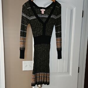 Candie's Black and Gold Long Sleeve Dress - Like New